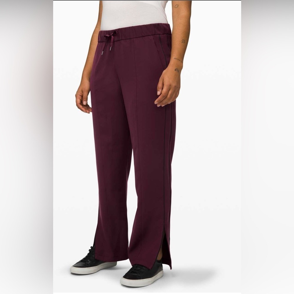 Lululemon Athletica On the Right Track Pant Dark Adobe/Black Size 6